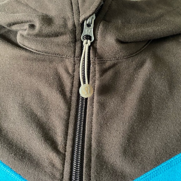 Brown Lululemon Hoodie with Teal chevron - Picture 6 of 10
